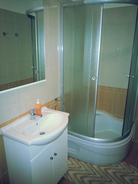 Studio Apartman Kamelija Apartment โอปาติยา ภายนอก รูปภาพ